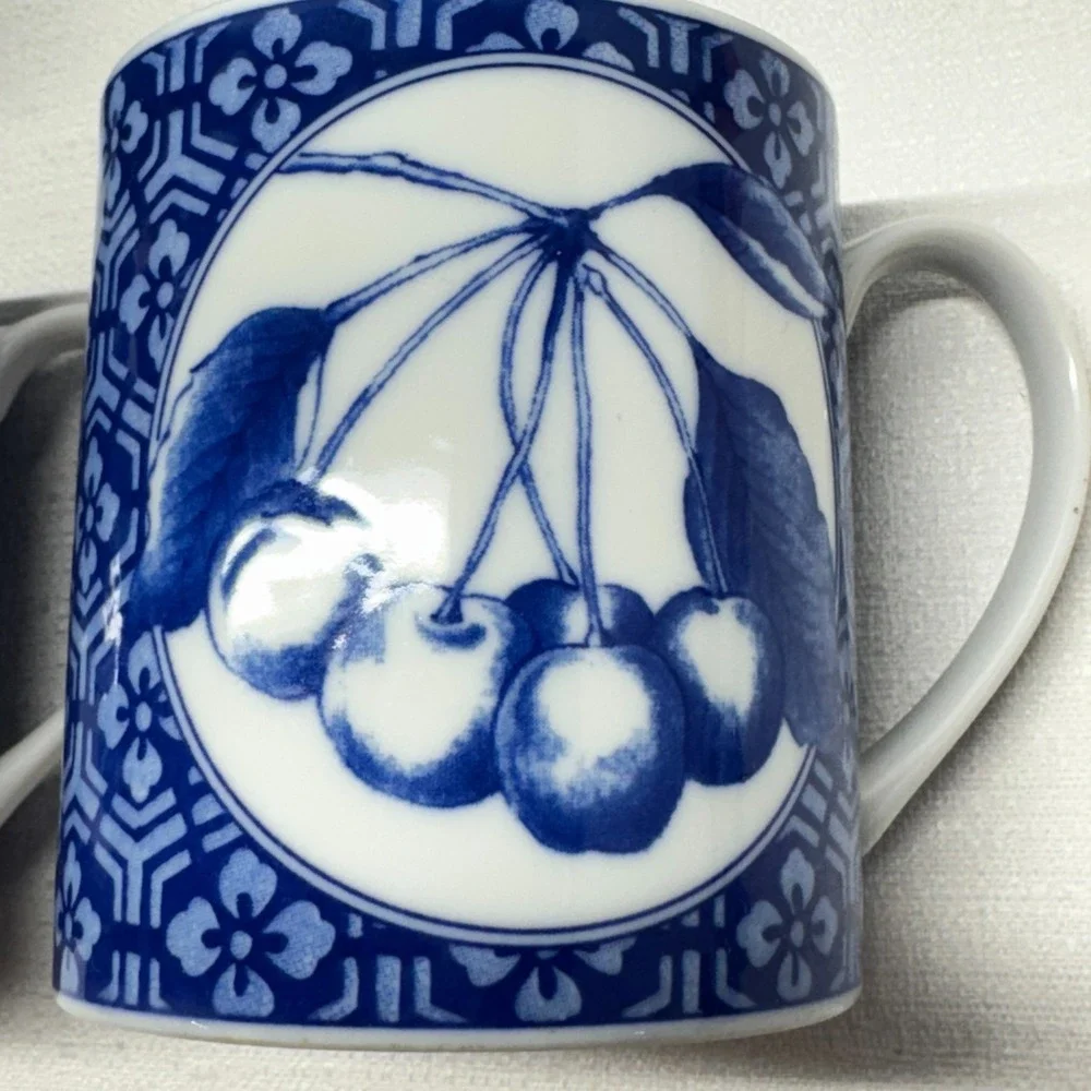 Pier 1 Coffee Mugs Set of 6 Blue White Grape Cherry‎ Chinoiserie Grandmillennial